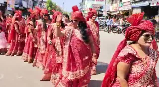 #बारां : #महावीर_जयंती के अवसर पर जैन समाज द्वारा शोभायात्रा निकाली गई