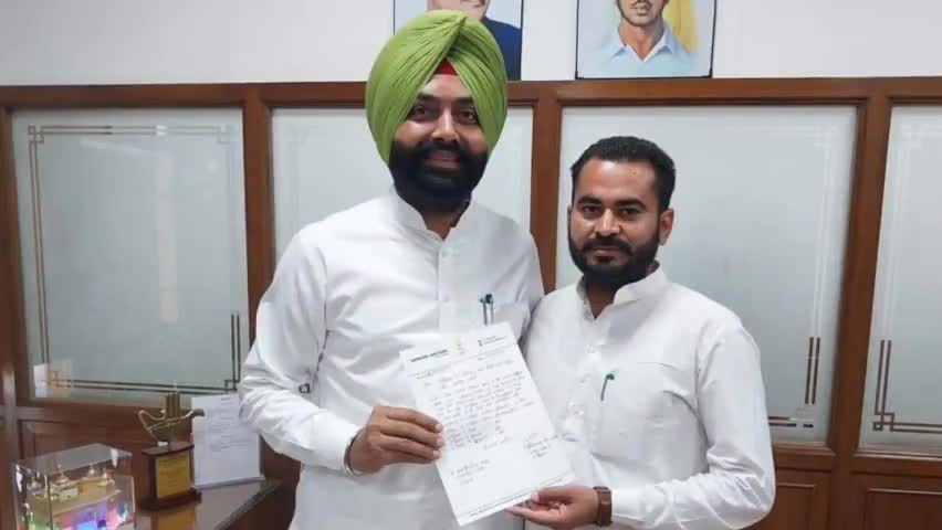 Narinder Singh Sawna
#narinder.sawna 
#fazilka_update
#Narinderpal_Singh_Sawna_Fazilka
#AAPPunjab #AAPfazilka
#fazilka