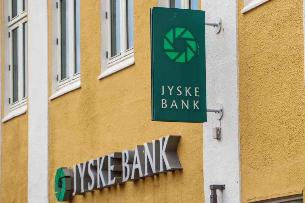 Danish bank launches world's 1st negative interest rate home loan