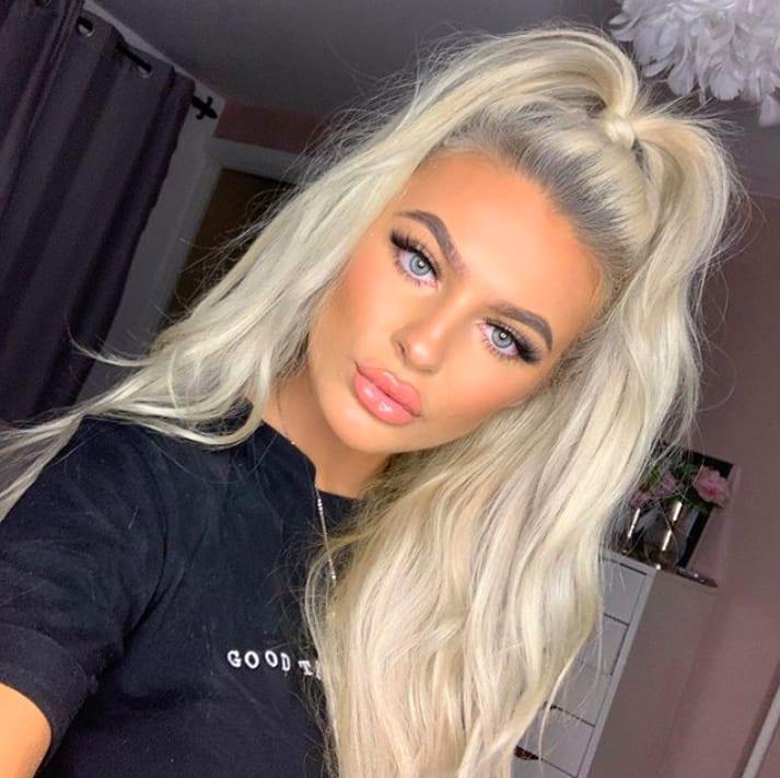 British makeup artist dies after falling 100ft at Sydney selfie spot