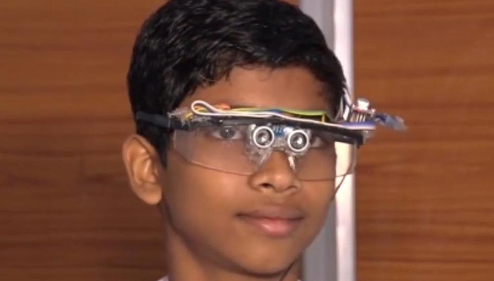 13 yr old designs glasses to help people with visual hearing issues