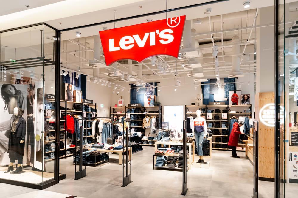 Levi's cuts 700 jobs making 15 of its corporate staff due to falling