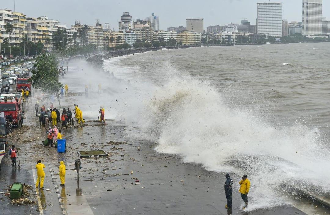 High tide of over 14 ft likely to hit Mumbai today at 1.50 pm