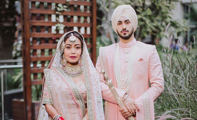 Neha Kakkar Shares Official Pics From Her Wedding Ceremony Entertainment News Inshorts 