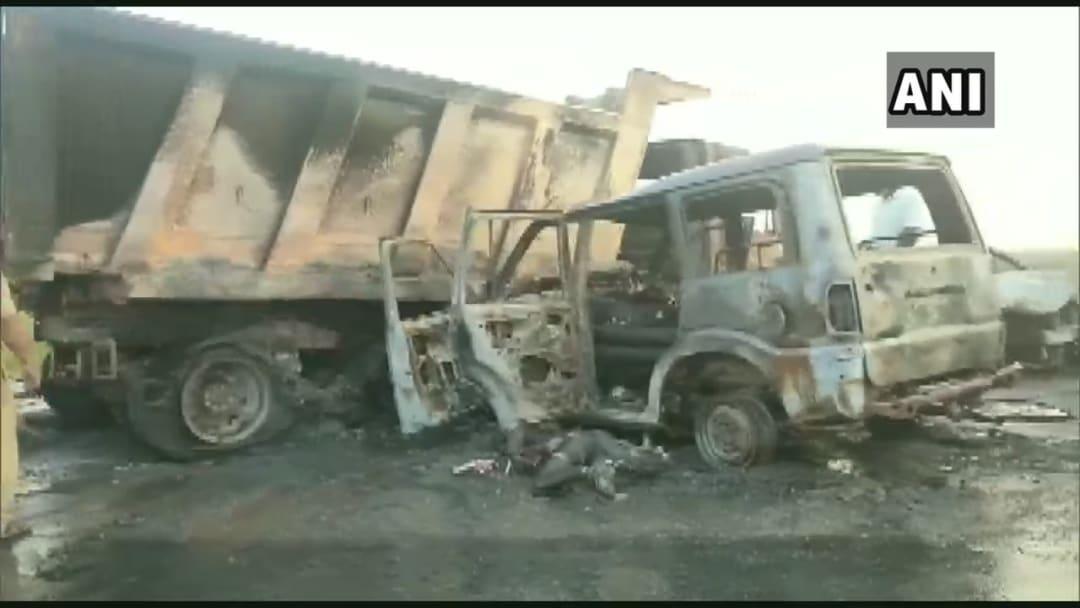 5 die after 2 cars hit truck carrying diesel in Andhra Pradesh ...