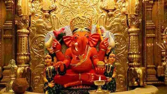 Qr code mandatory for entry at mumbai s siddhivinayak temple on march 2 