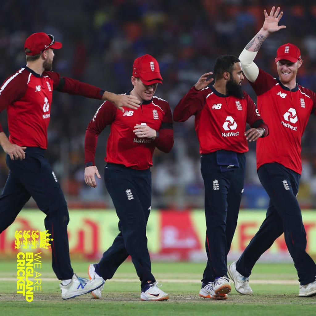 Why are England cricketers wearing black armbands in the first T20I