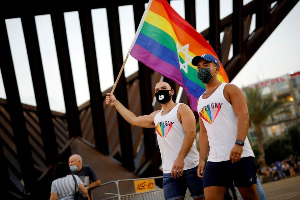 Israels Sc Rules In Favour Of Same Sex Couple Surrogacy Rights World 7539