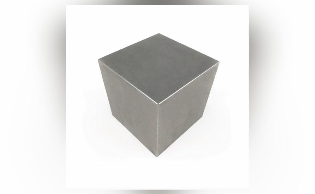 907kg tungsten cube NFT sells for ₹1.8 cr, buyer can visit it once a