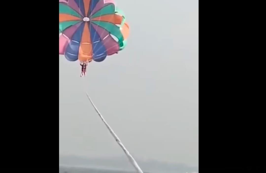 Mumbai women fall into sea from 100 metres as parasailing rope breaks