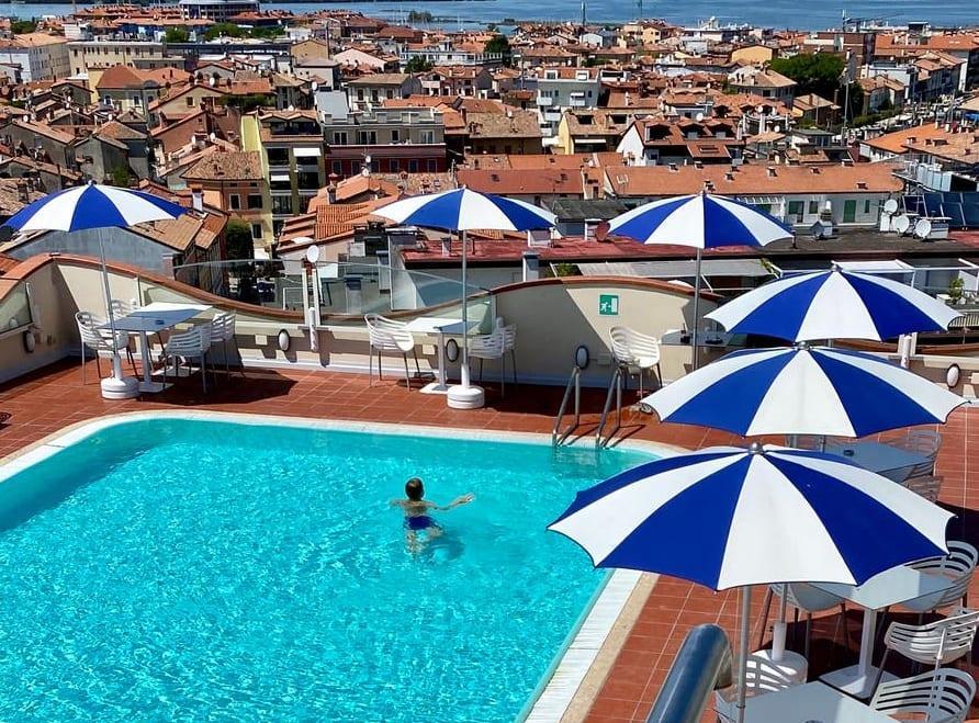 9yrold girl dies after her hair gets stuck in swimming pool drain in