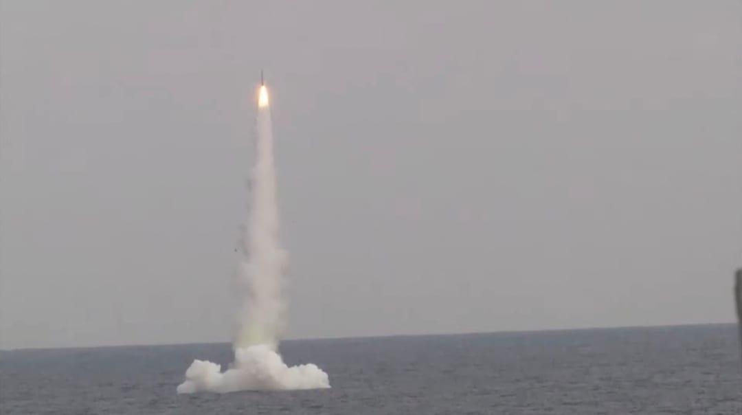 Russian submarine strikes Ukrainian targets with cruise missiles