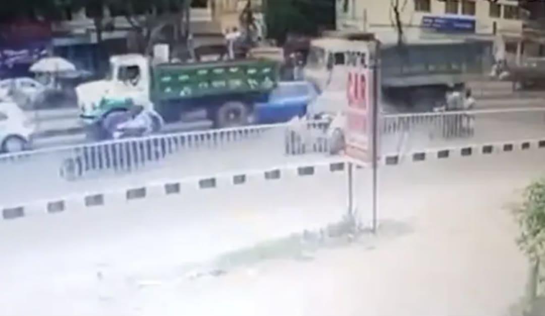 1 dead, 3 injured as car gets crushed between two trucks in Odisha