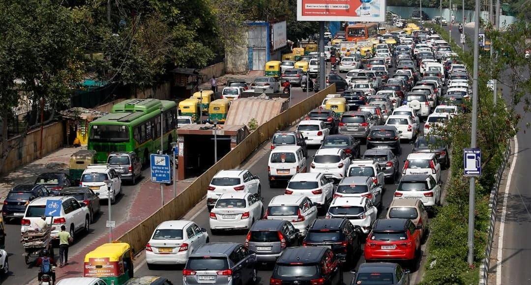 Clear bus lanes of illegally parked private vehicles Delhi minister National News Inshorts