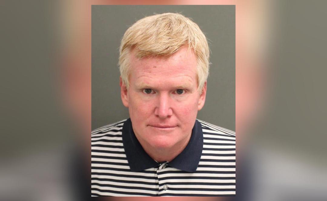 US lawyer, accused of plotting his own death, charged with wife & son's
