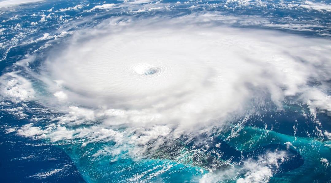 Hurricane Frank gains speed over eastern Pacific Ocean