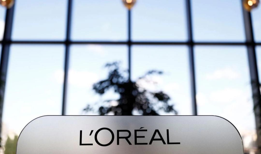 Woman claims L'Oreal hair products caused cancer, sues company in US
