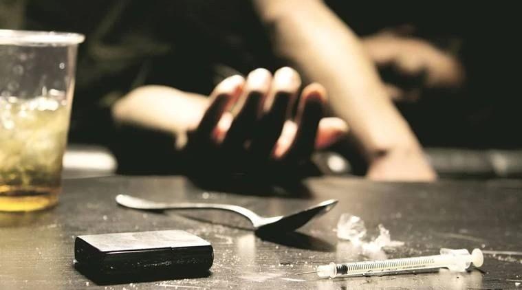 Police Seize Drug Worth 59 Lakh In Surat 4 Arrested National News 