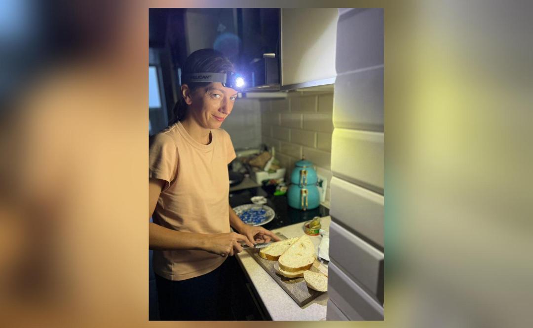 Journalist Shares Pic Of Herself Cooking In The Dark Amid Blackouts In