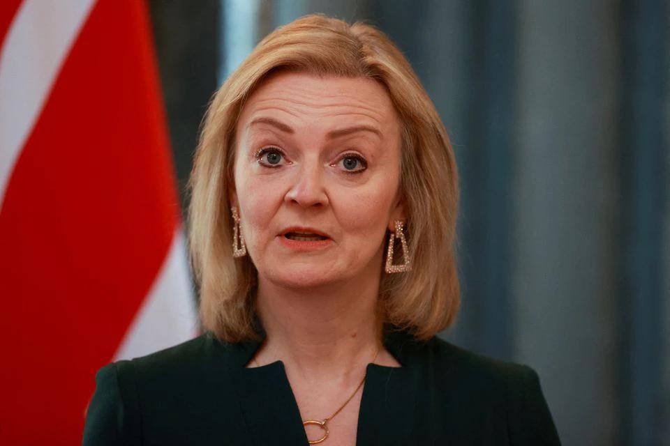 uk-drops-plan-to-scrap-45-rate-of-income-tax-for-highest-earners