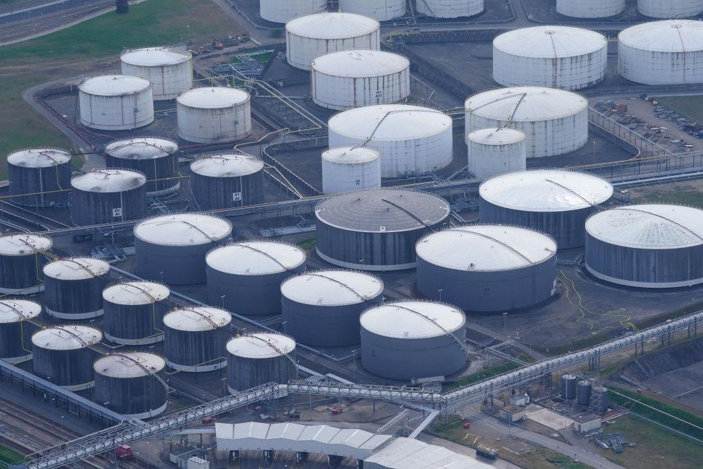 Germany's gas storage levels hit 100 capacity earlier than expected