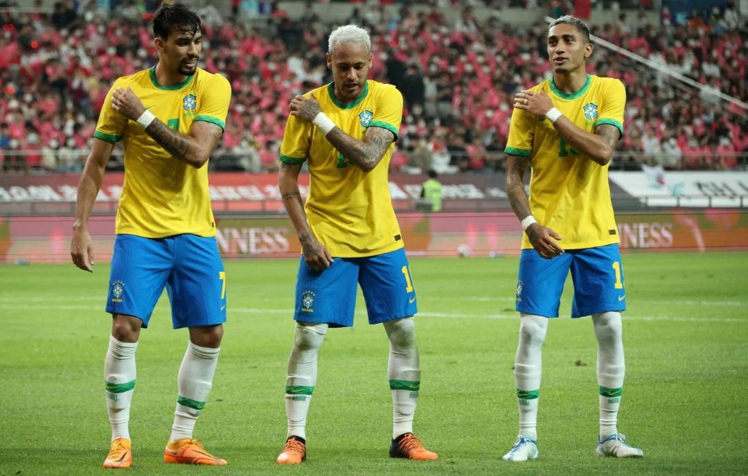 Brazil Have 10 Dances Ready For Each Match Raphinha On Celebrating