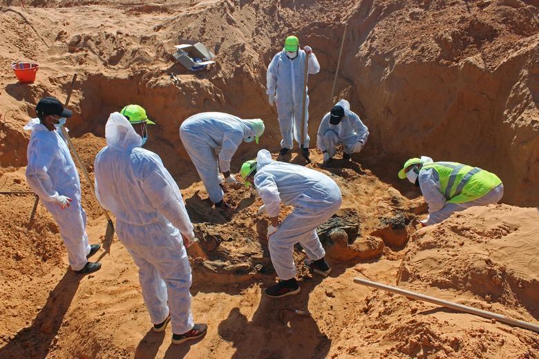 Mass grave with 18 bodies found in former IS stronghold in Libya