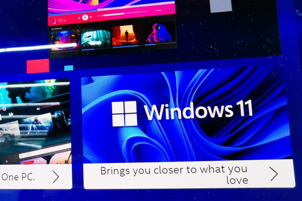 Microsoft mistakenly offers Windows 11 upgrade to unsupported PCs