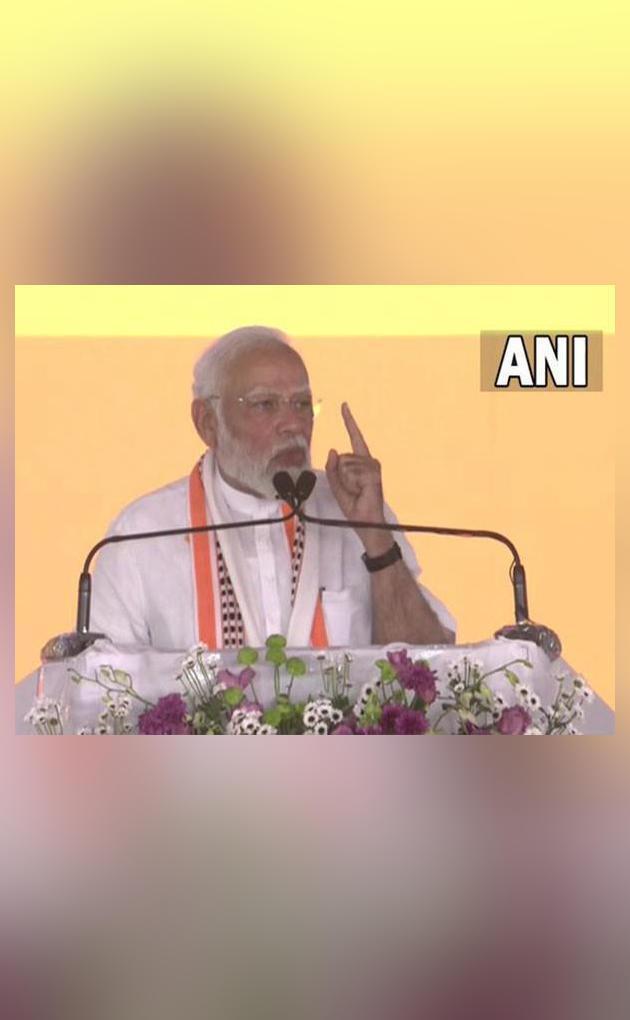 Congress Busy Digging My Grave I M Busy Easing Lives Of Poor Pm