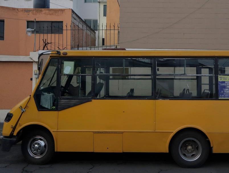 Policeman Opens Fire At School Bus In Pak 1 Killed 5 Wounded policeman-opens-fire-at-school-bus-in-pak-1-killed-5-wounded