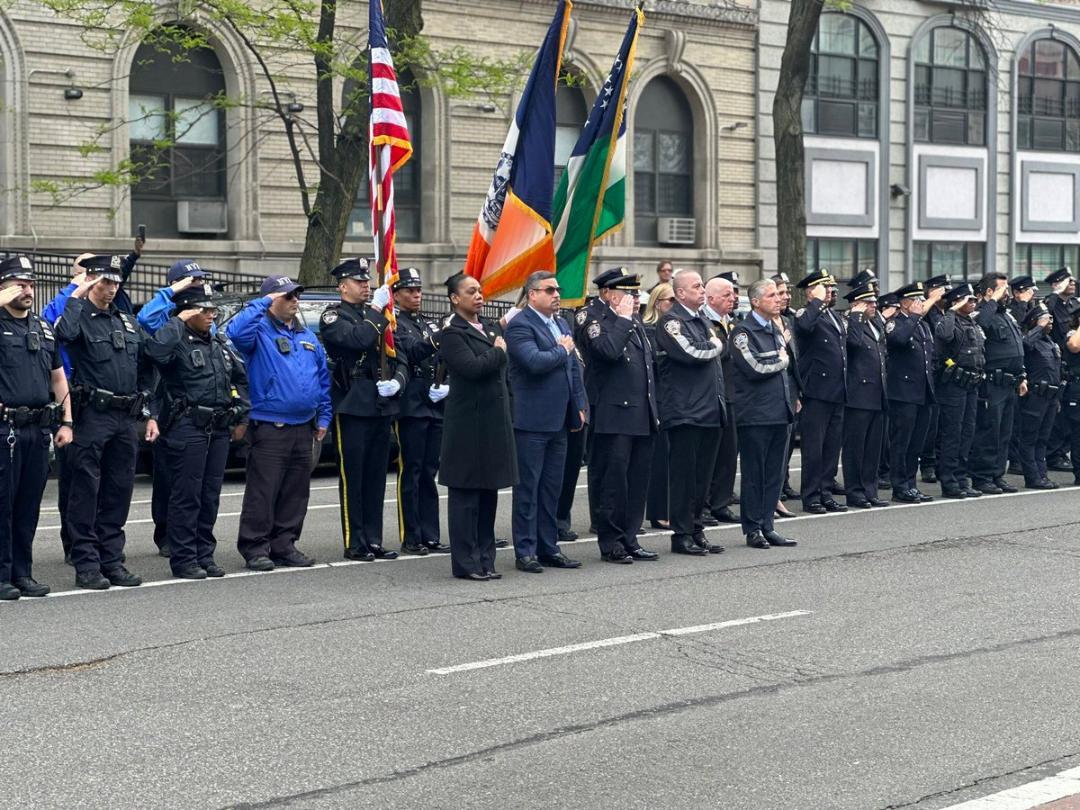 New York Police honours detective who died after 33 yrs in coma