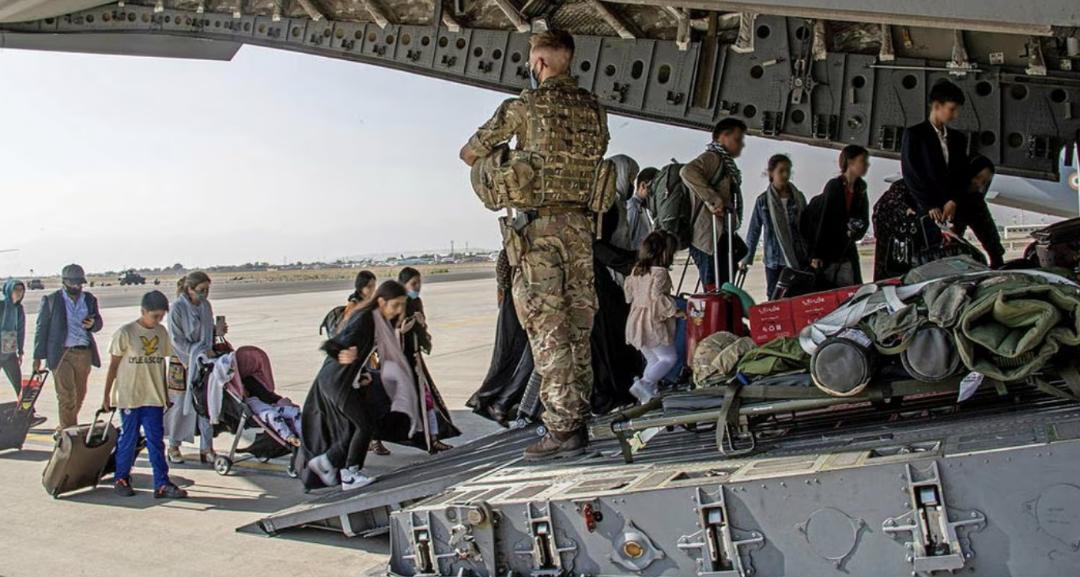 8,000 Afghan refugees in UK may become homeless in August: Report - Vimarsana News