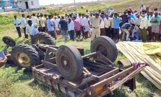 Tractor overturns & falls into canal in Andhra; 7 killed, 20 injured