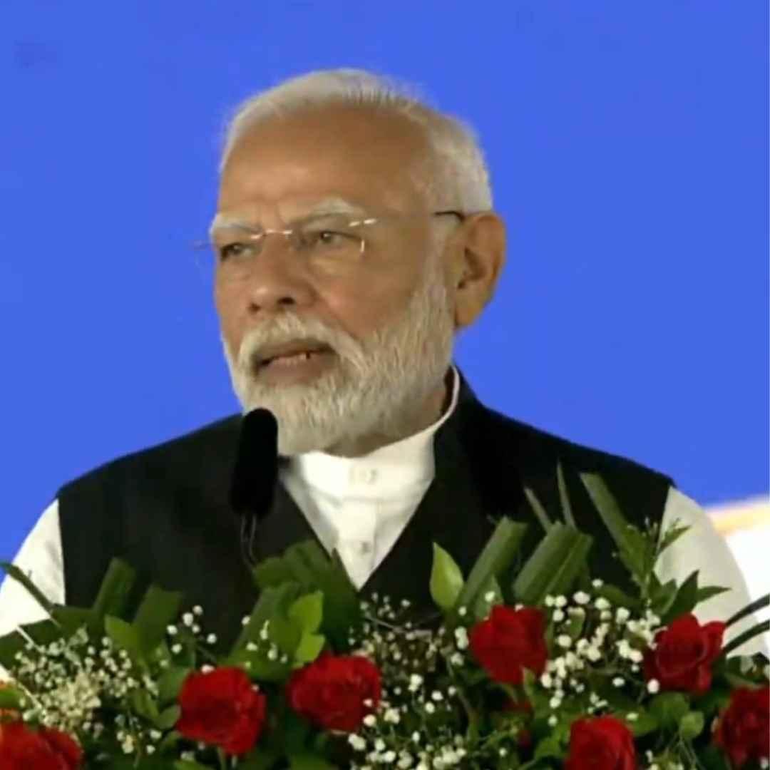 Modi Celebrates Lakhpati Didis in Maharashtra