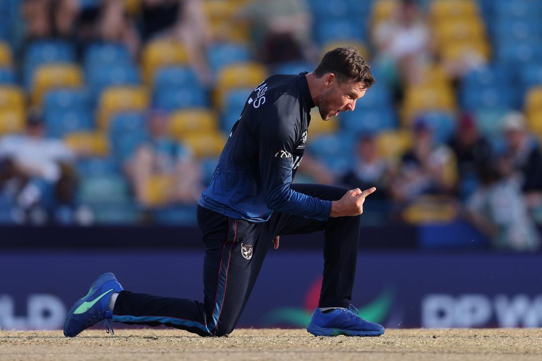 What made Esha Oza and Erasmus ICC Associate Players of the Year ...