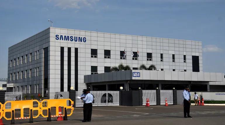 Samsung workers call off month-long strike at Chennai plant