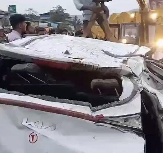 5 dead after car falls into river in Maharashtra, driver critical