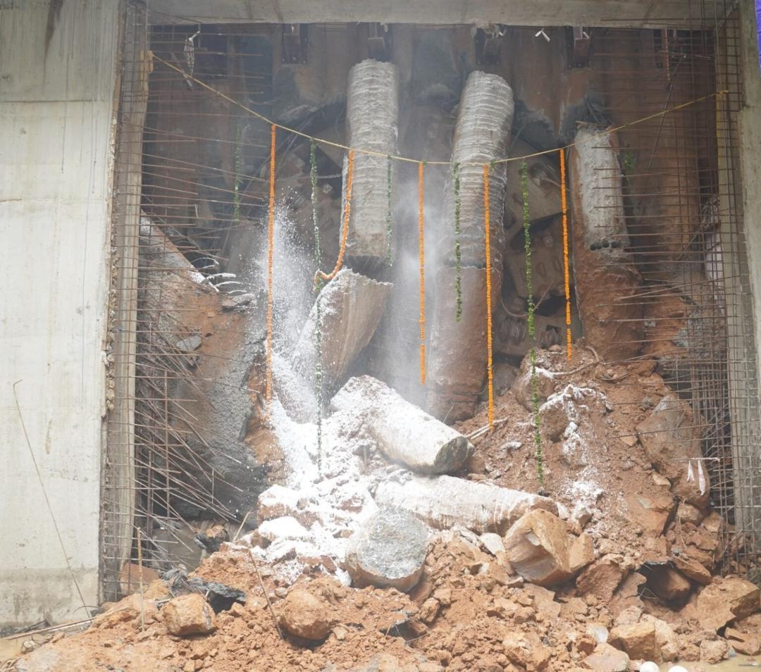Tunnel breakthrough achieved at Vasant Kunj station of Golden Line