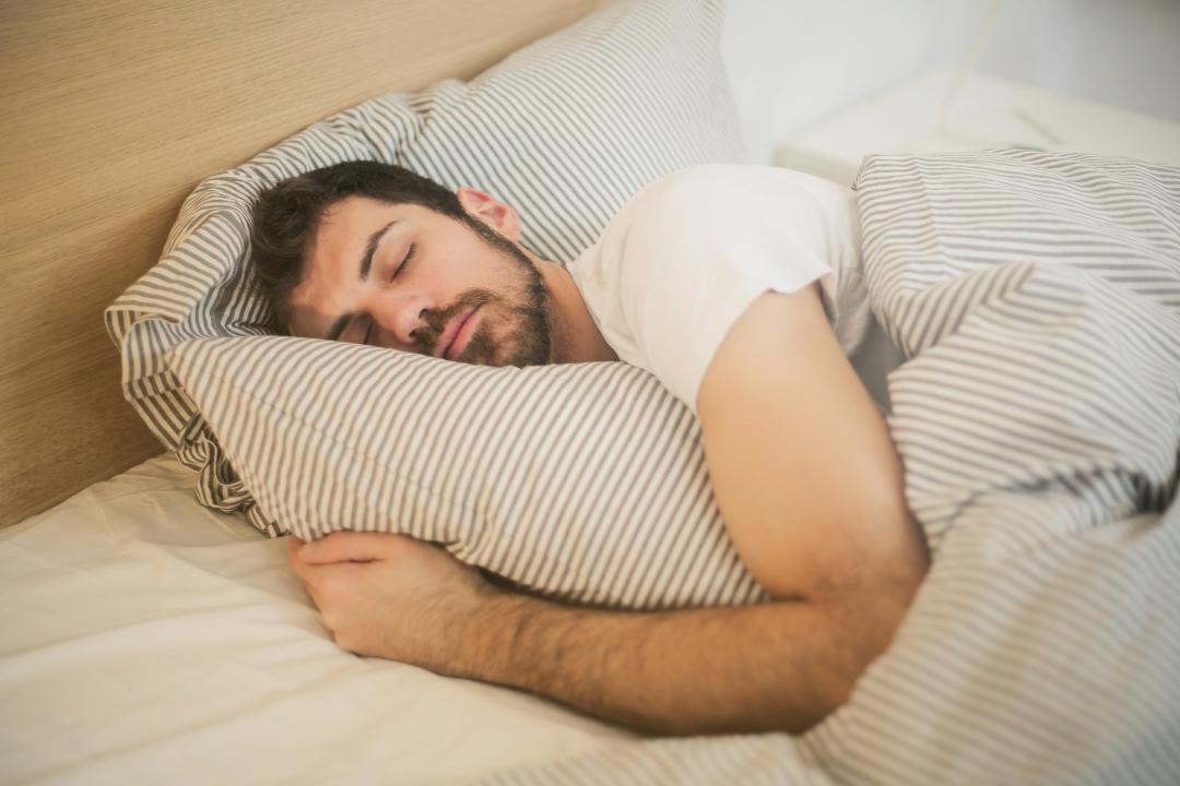 New study shows athletes benefit from afternoon naps
