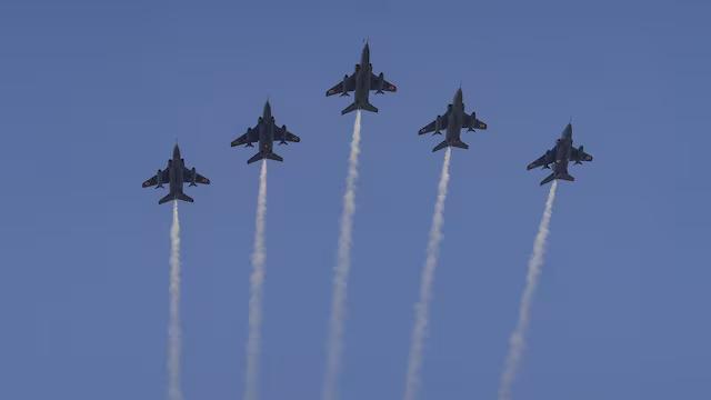 Reliance partners with US firm to boost India's defence MRO