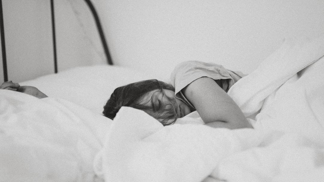 Why is eating before going to bed considered bad?