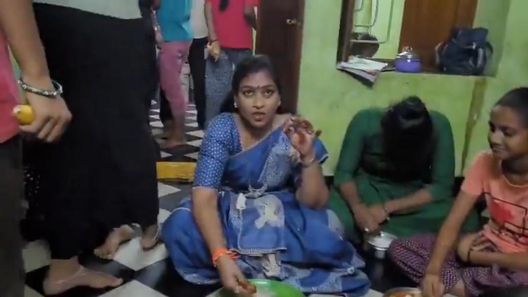 Andhra Home Minister finds cockroach in her meal at girls' hostel