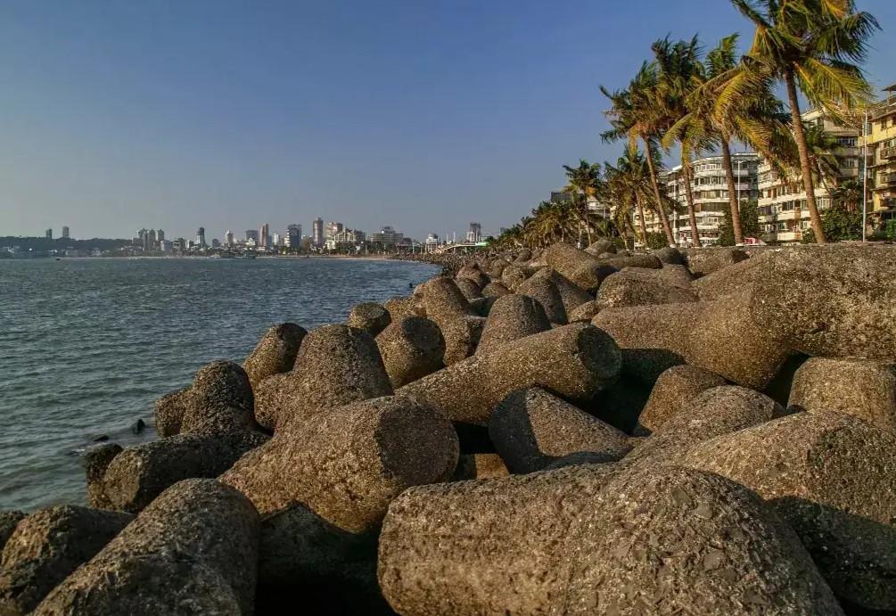 What are tetrapods, concrete blocks near Mumbai's Marine Drive?