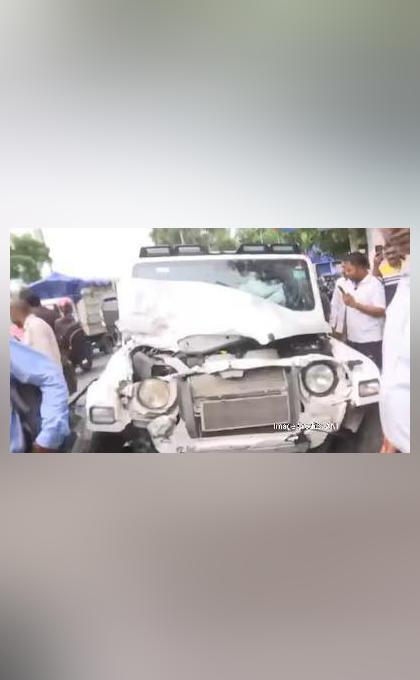 Speeding Thar kills biker in Delhi, alcohol bottles found in car