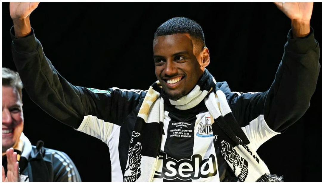 Is Alexander Isak playing for Newcastle against Aston Villa?