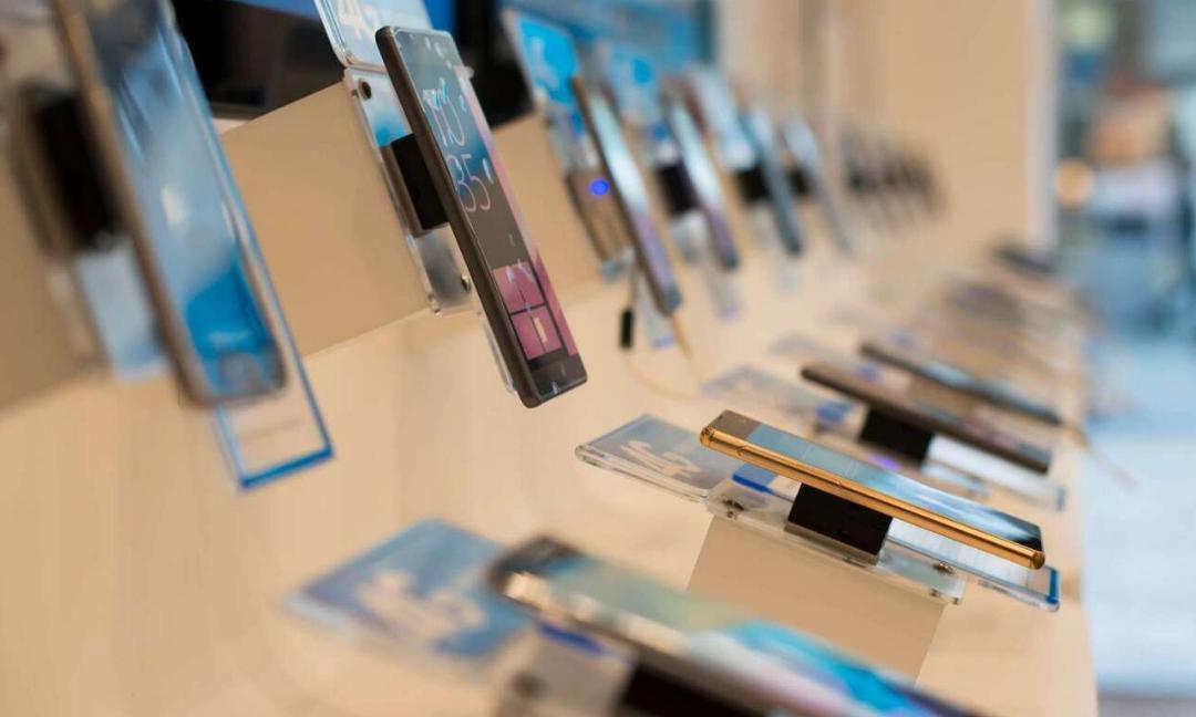 How can electronics brands grow organically?