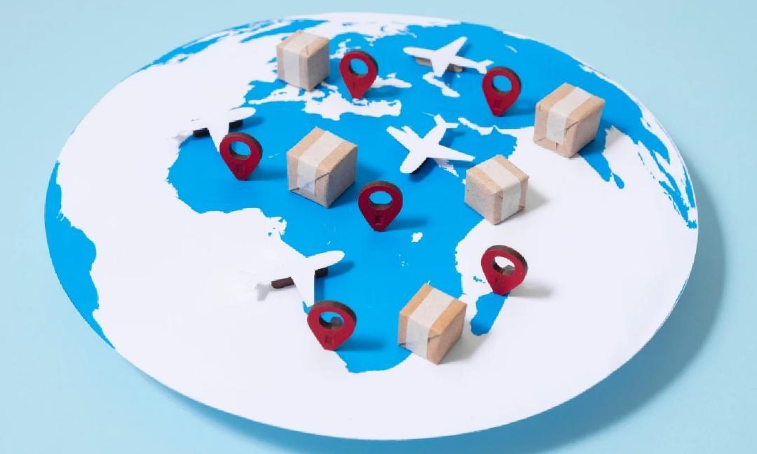 What distribution issues do marketplaces face today?