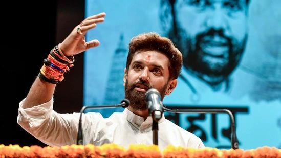 Congress always against Biharis: Paswan on 'Bidis and Bihar' post