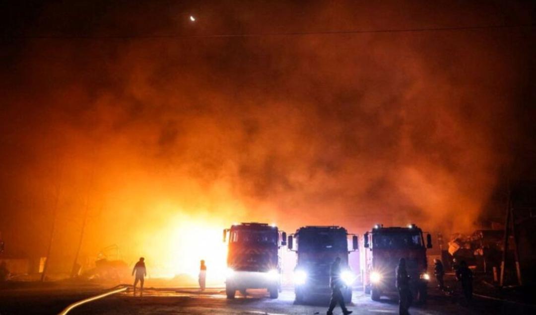 Russia bombards Ukraine                                