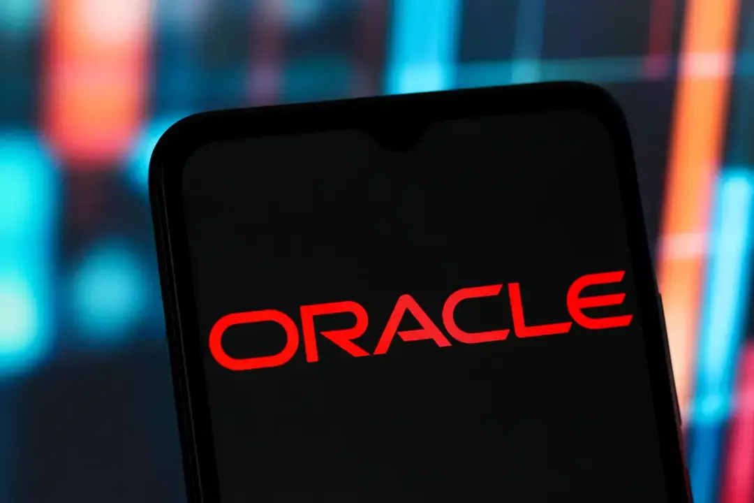 Oracle offers US govt huge cloud discounts, stock hits high | Tap to know more | Inshorts